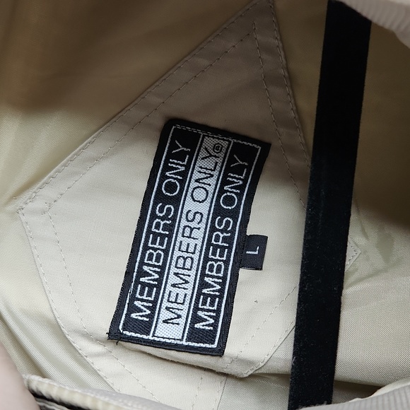 Like new Vintage 80' s MEMBERS ONLY Khaki Racer Bomber Jacket SzL - Picture 3 of 10